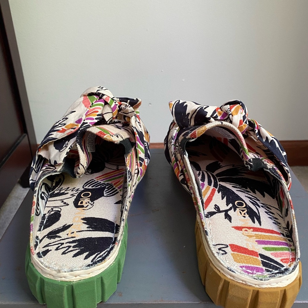 FARM RIO Women Vibrant Print Colorful Sandals - NEW NWOB - Picture 7 of 10